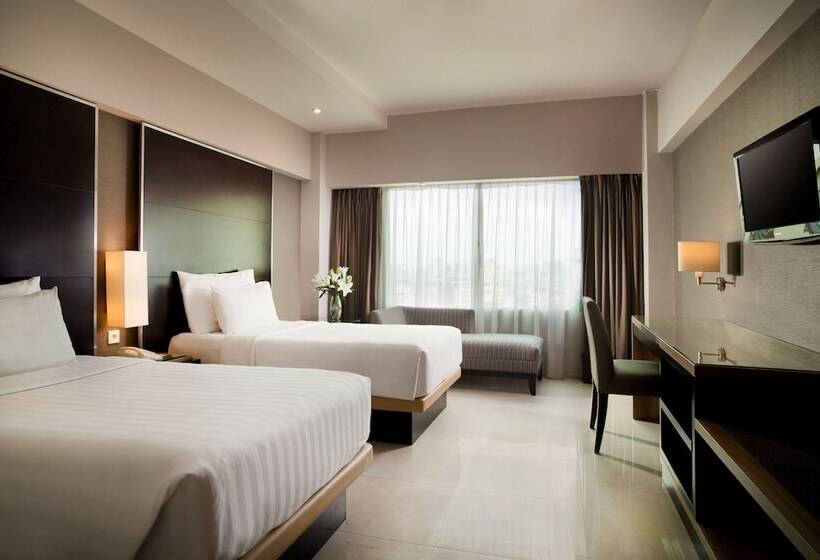 Номер Deluxe, Santika Premiere Slipi Jakarta
