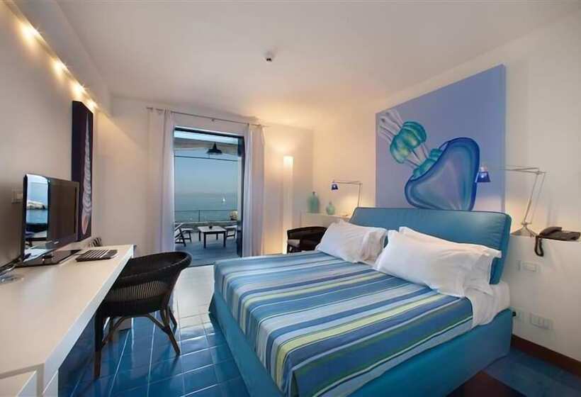 수피리어 룸 바다 전망, Capo La Gala Hotel&wellness