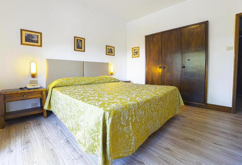 Номер Стандарт с Балконом, Grand Hotel Siva   Adults Only
