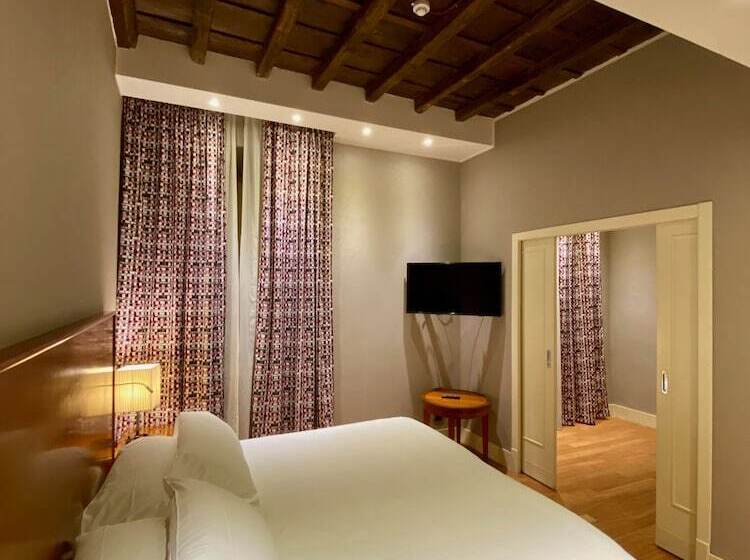 Junior Suite, Delle Nazioni