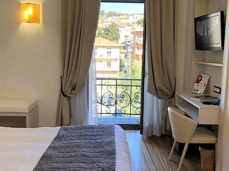 اتاق استاندارد با چشم‌انداز, Parigi & Spa