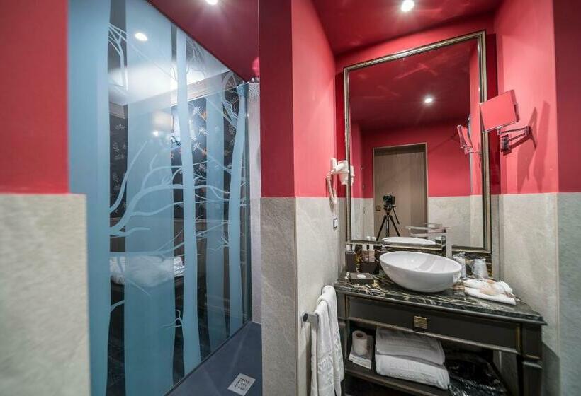 Junior Suite Prestige, Spinale