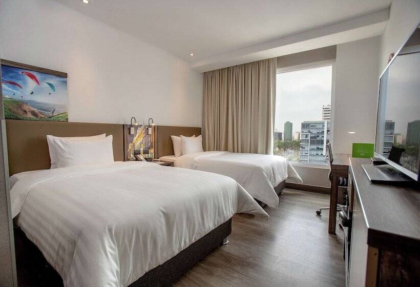 Номер Стандарт, Hampton By Hilton Lima San Isidro