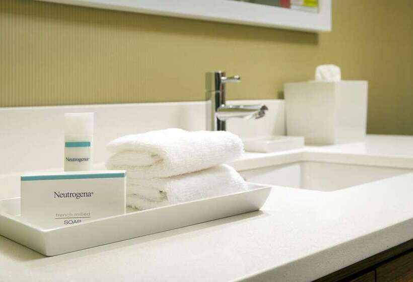 Студия Стандарт, Home2 Suites By Hilton Portland Airport Or
