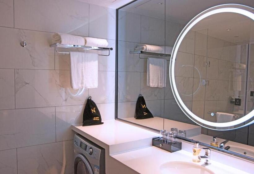 Номер Deluxe, La Yarda Hotel Guangzhou