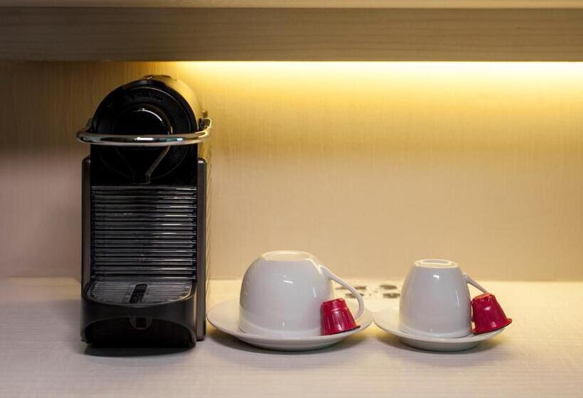 سوییت لوکس, Promenade Hotel Kota Kinabalu