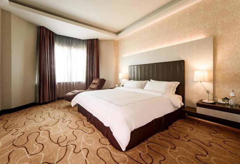 سوییت لوکس, Promenade Hotel Kota Kinabalu
