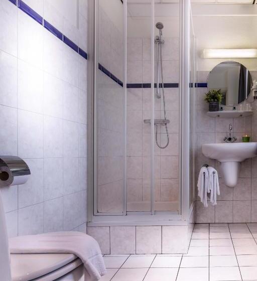 Chambre Economy, Riche