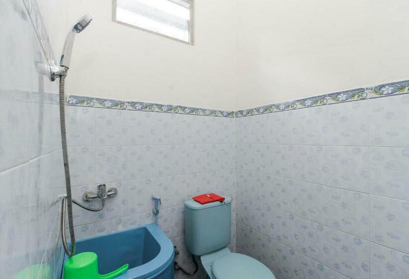 Номер Стандарт, Reddoorz Near Universitas Palangkaraya