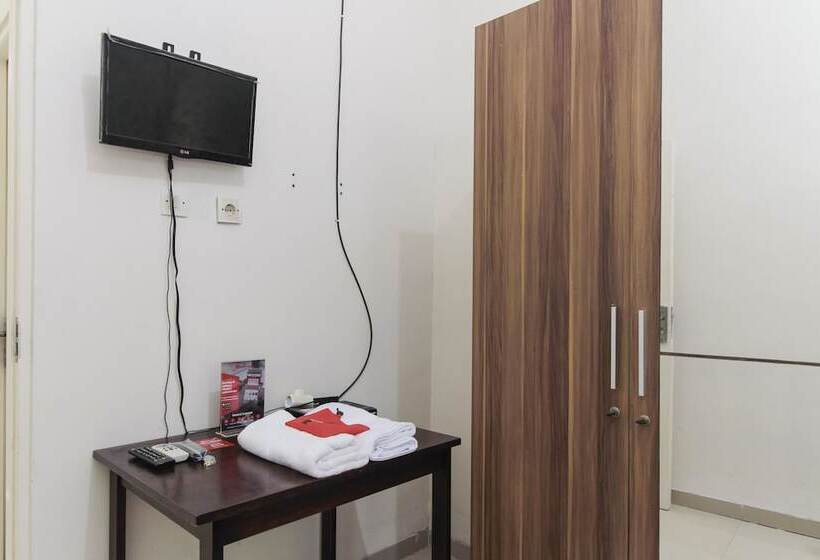 Номер Economy, Reddoorz Near Universitas Palangkaraya