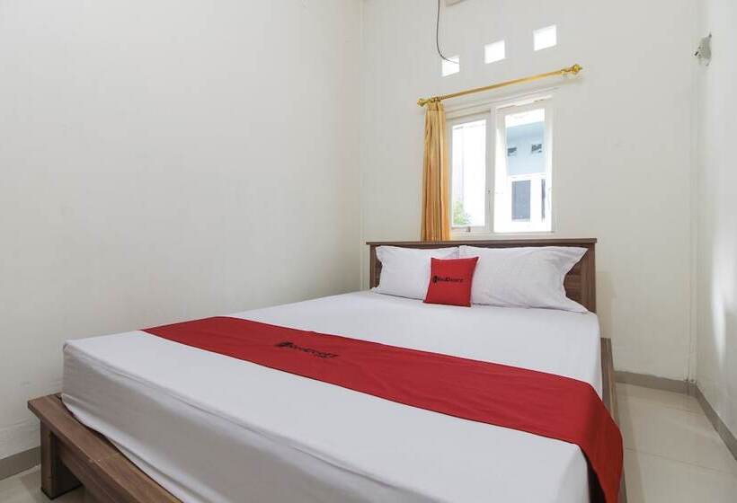 Номер Economy, Reddoorz Near Universitas Palangkaraya