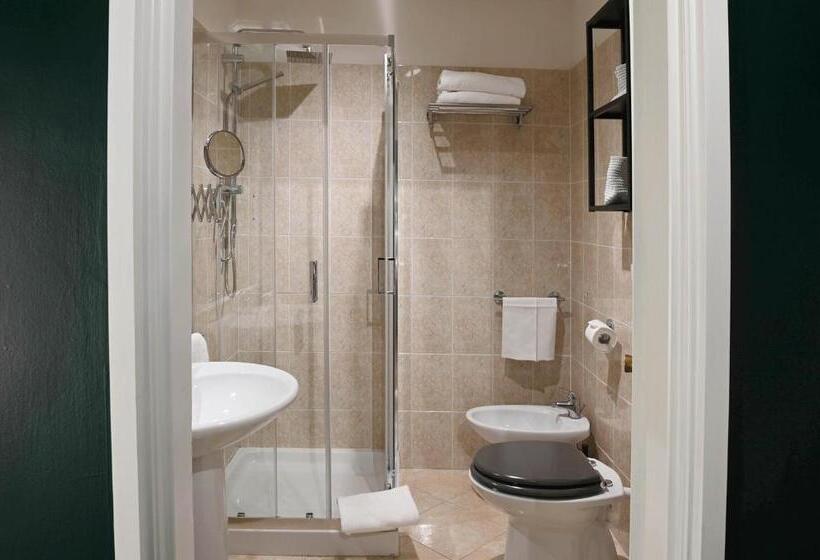 수피리어 룸 산전망, Il Ciocco Hotels