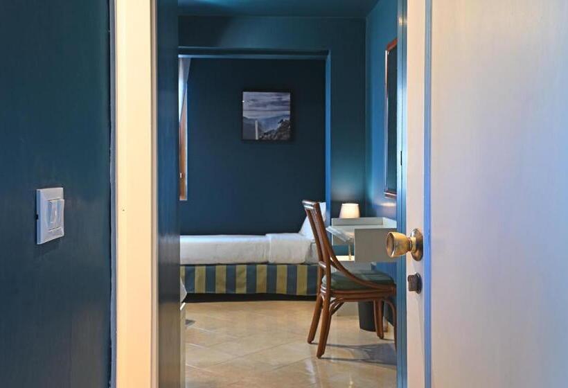 스탠다드 트리플 룸, Il Ciocco Hotels