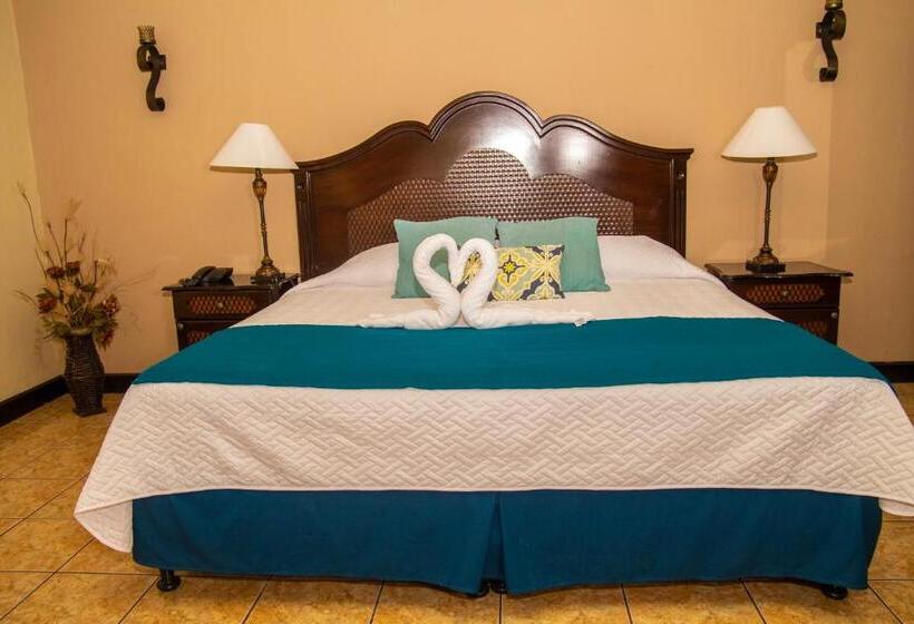 سوییت جونیور لوکس, Valle Dorado Resort & Parque Acuático