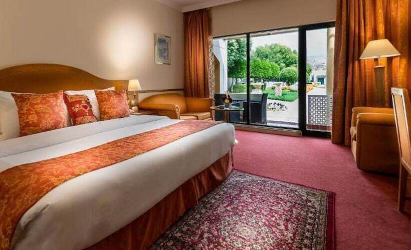 스탠다드 룸, Golden Tulip Nizwa