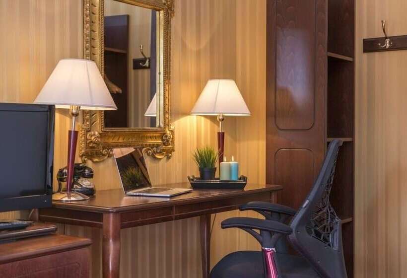 اتاق لوکس, Grand Bar As