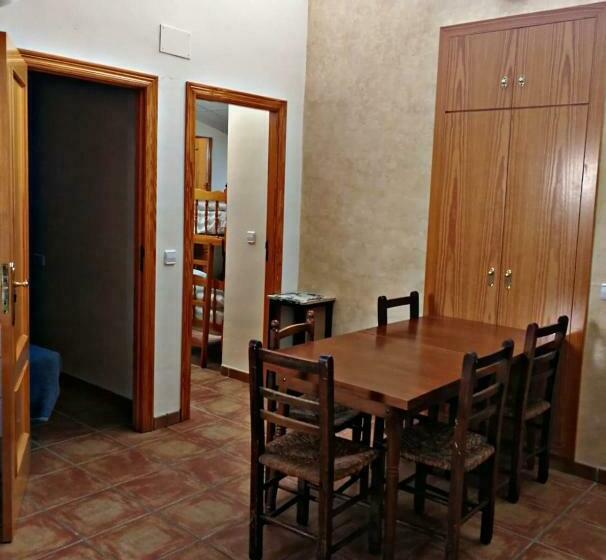 Семейные Апартаменты, Hospedium Hotel Venta Sant Jordi