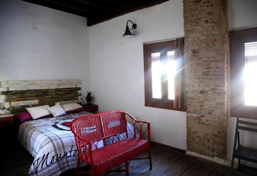 اتاق لوکس با چشم‌انداز, La Casona De La Luz