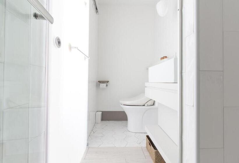 اتاق استاندارد, Ho̍k House