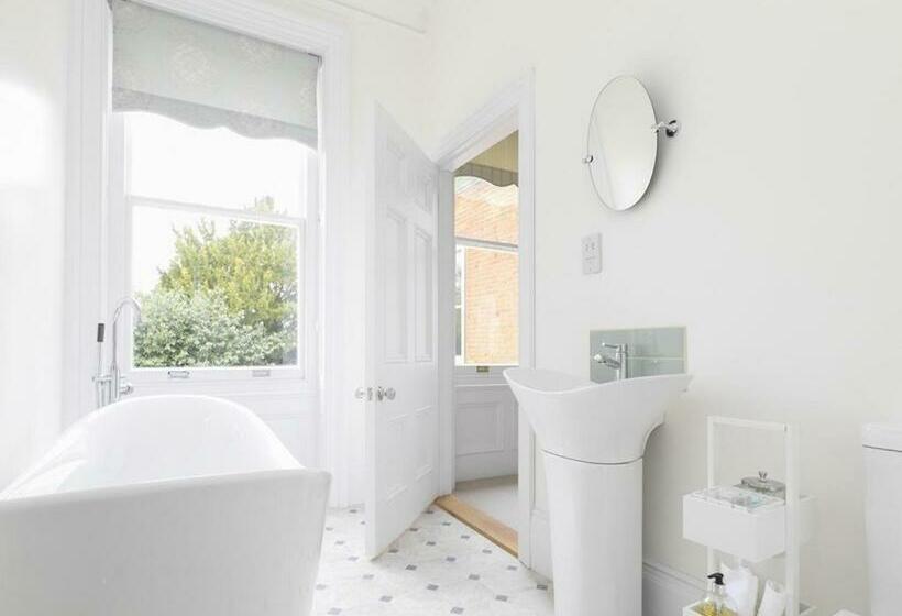스위트 킹사이즈 침대, Mount Ephraim B&b