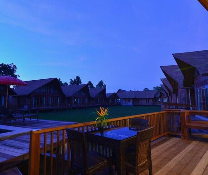 ویلای 3 خوابه, Rice Farm Villa Suratthani