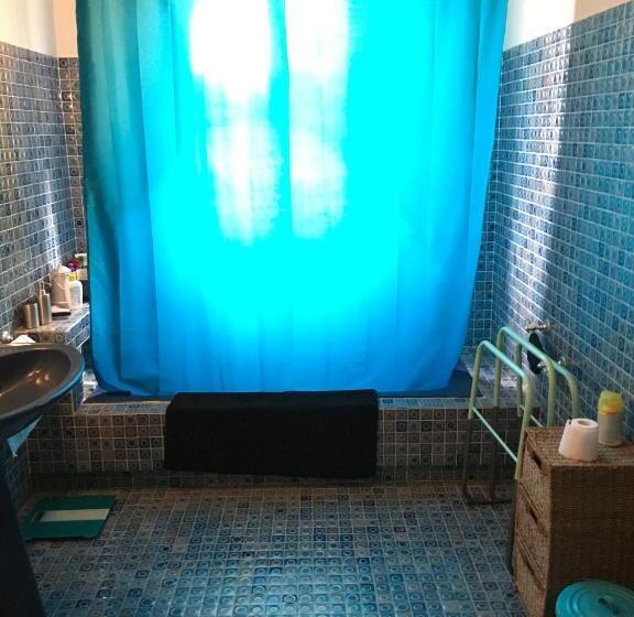 Трехместный Номер Стандарт Совместная Ванная, Chez Dan Et Véro   Chambre D Hôte