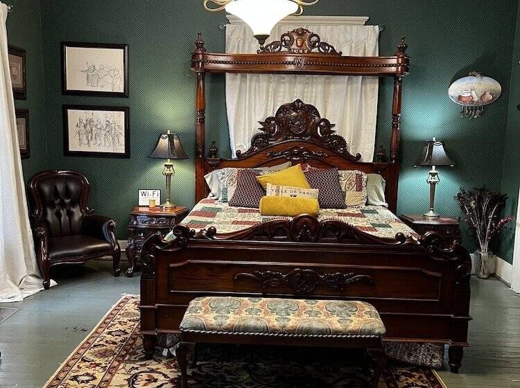 Номер Стандарт Трехместный, Commodore Bed & Breakfast