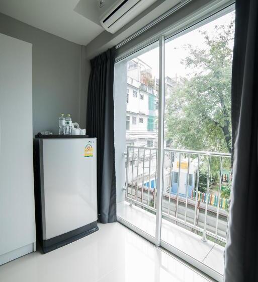 اتاق استاندارد با بالکن, S44room