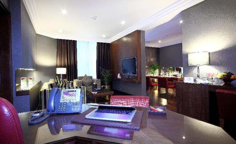 Люкс, Crowne Plaza Hotel Riyadh Minhal, An Ihg