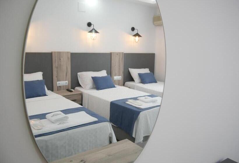 Номер Стандарт Трехместный, Nefis Hotel ölüdeniz