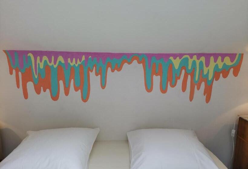 带共用浴室的标准房间, Cassis Hostel Les Heures Claires