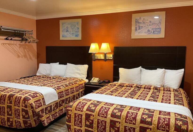 חדר סטנדרט שתי מיטות זוגיות, Budget Motel