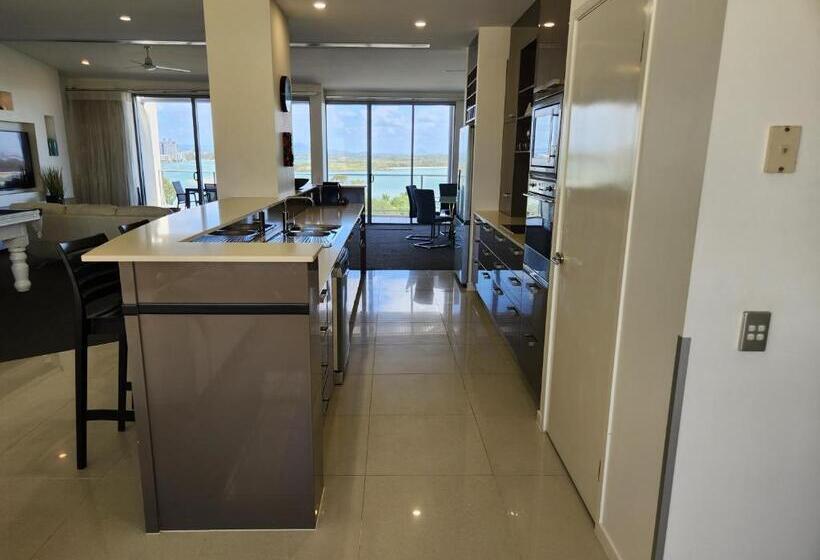 Superior suite with view, The Dunes Cotton Tree
