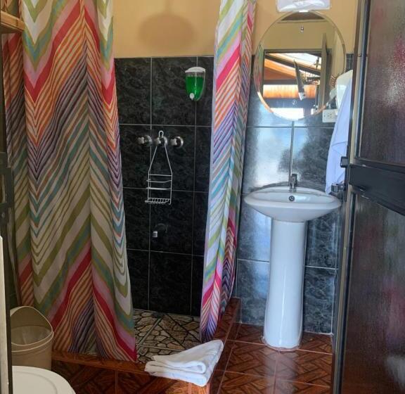 اتاق استاندارد, Cabinas Vista Al Golffo