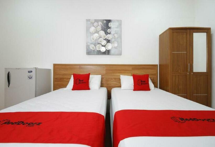 Номер Стандарт, Reddoorz Plus Near Plaza Indonesia