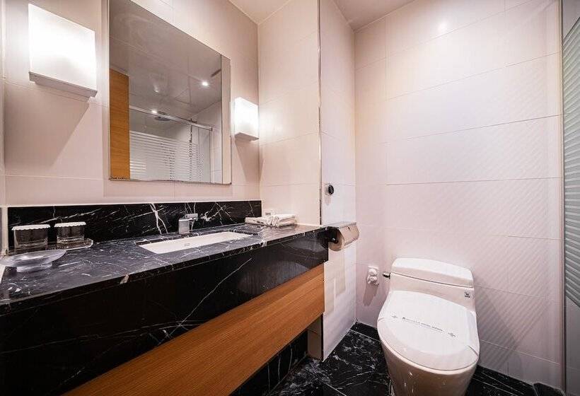 디럭스 룸, Benikea Hotel Bizinn