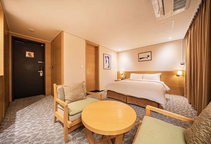 디럭스 룸, Benikea Hotel Bizinn