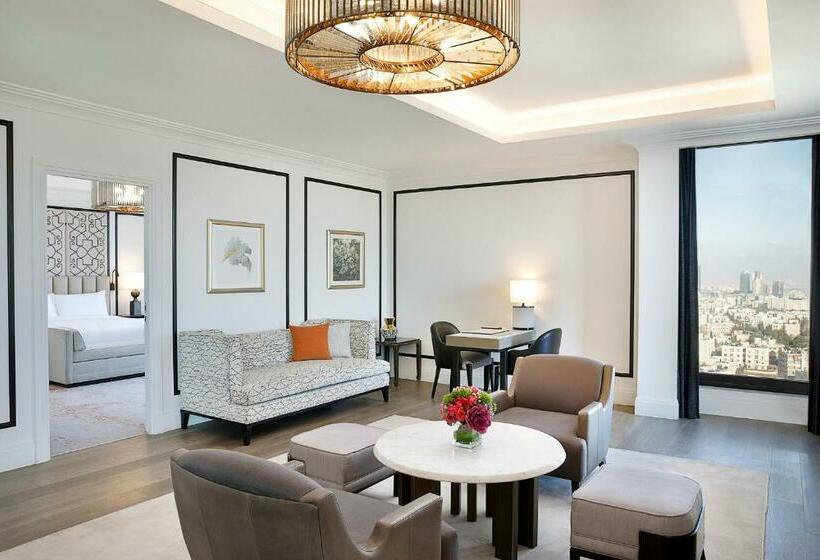 جناح سرير كينج, The St. Regis Amman