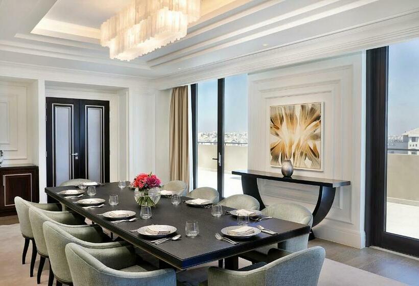 جناح ملكى, The St. Regis Amman