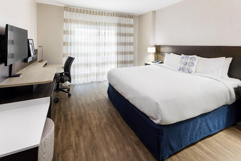 سوییت, Crowne Plaza Geneva, An Ihg
