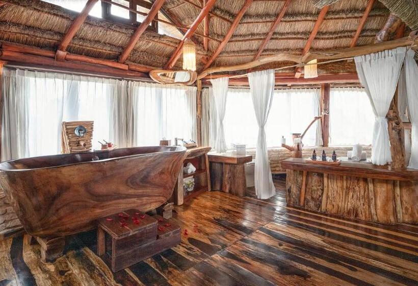 キングサイズベッドのスイートルーム, Kanan Tulum Treehouse, Rooftop, Beach Club & Spa   Adults Only