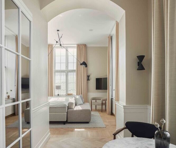 Полулюкс, Villa Copenhagen