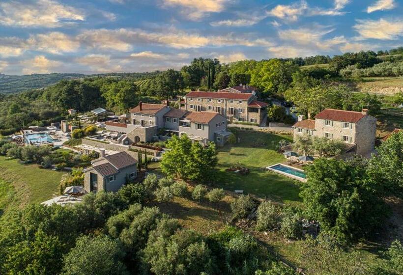 Вилла 3 Спальни, San Canzian Hotel & Residences   Small Luxury Hotels Of The World