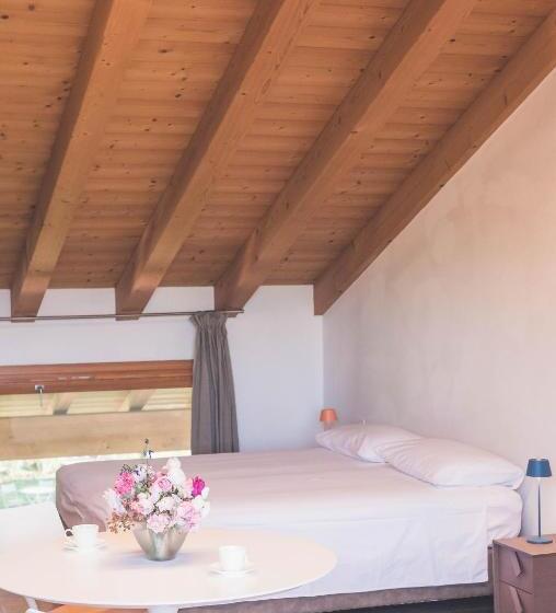 Апартаменты 1 Спальня Вид на Сад, Agriturismo Casa Fiorindo