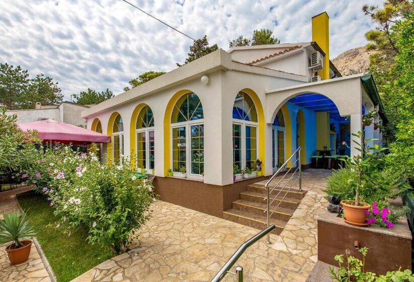 Номер Стандарт с Террасой, Bed & Breakfast Villa Terezija