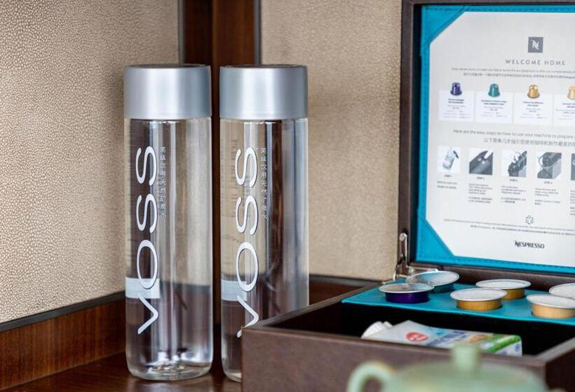 Номер Deluxe Кровать Кинг, Raffles Shenzhen