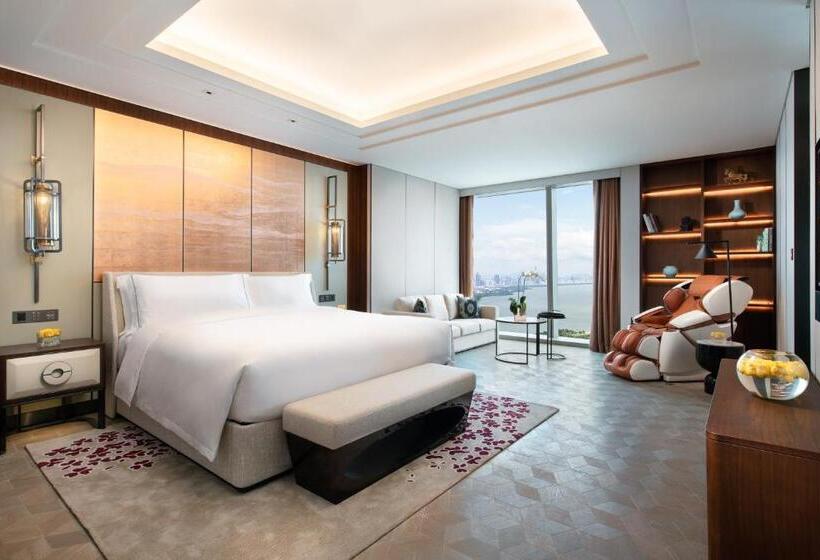 Люкс, Raffles Shenzhen