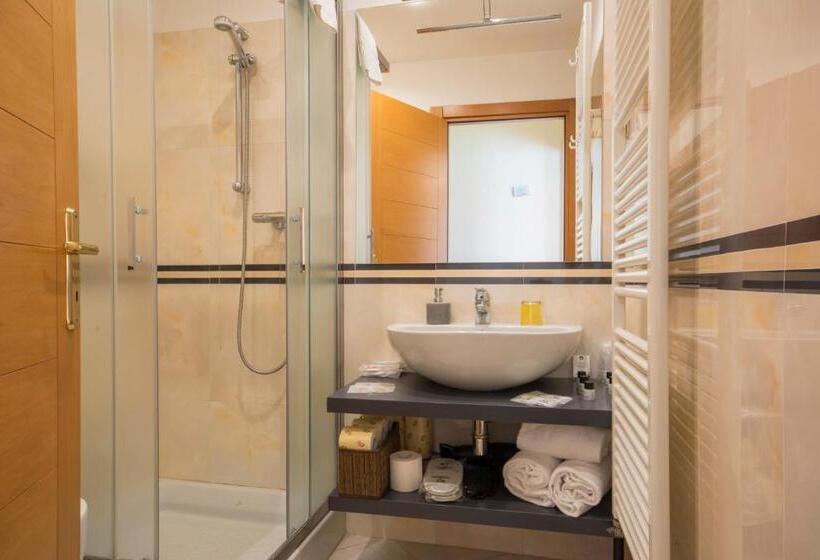 اتاق لوکس, Piazza Paradiso Accommodation