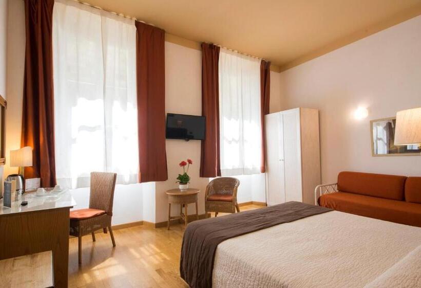 اتاق استاندارد سه نفره, Piazza Paradiso Accommodation