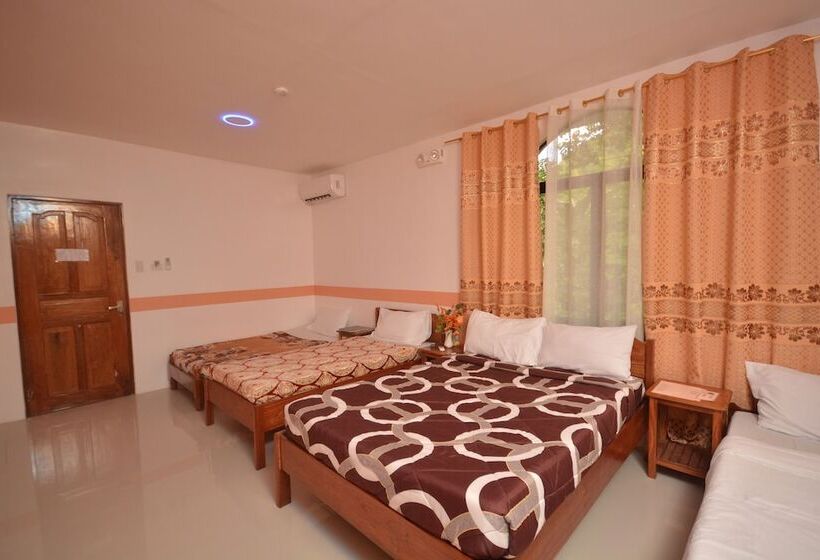 Семейный Номер, White Summerville Tourist Inn